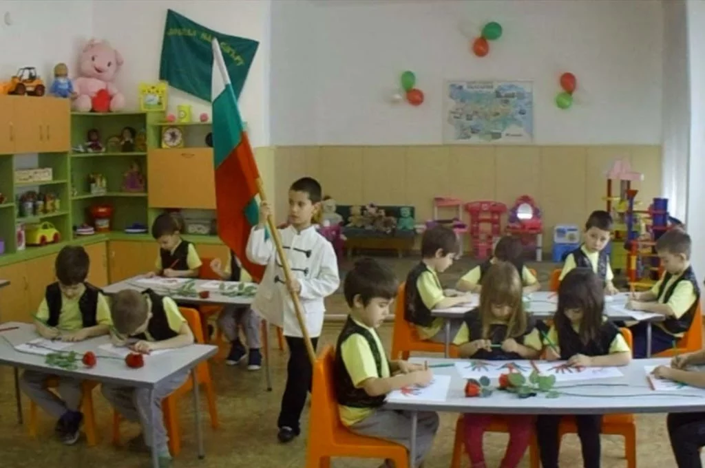 Участници в конкурса за ТАНЦ на 2017 - деца от III-та група на ДГ Дружба Асеновград