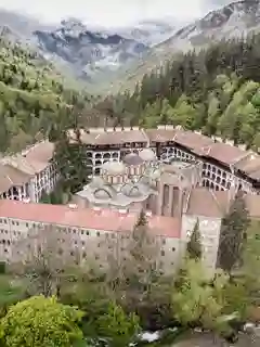 Ученическа екскурзия до Мелник - Рупите - Сандански - Самуилова крепост - Рилски манастир - Пловдив