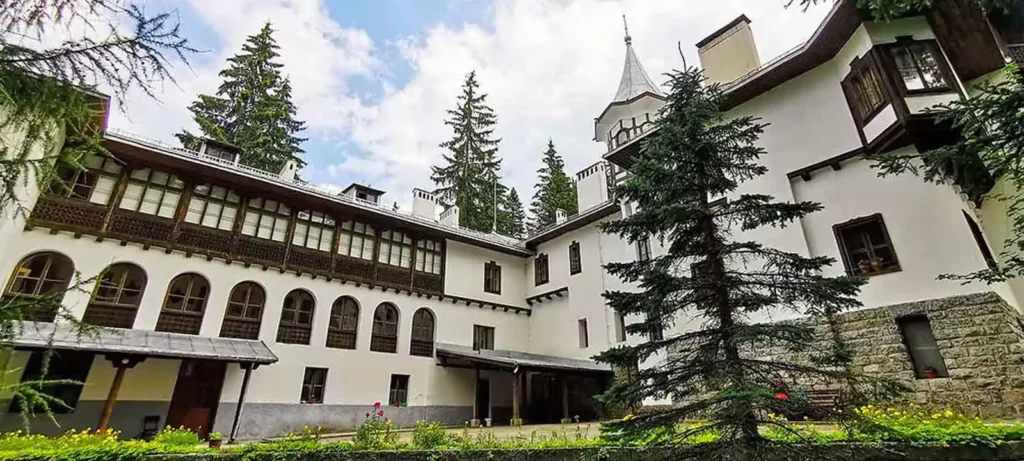 Еднодневна екскурзия до Боровец и Цари Мали град